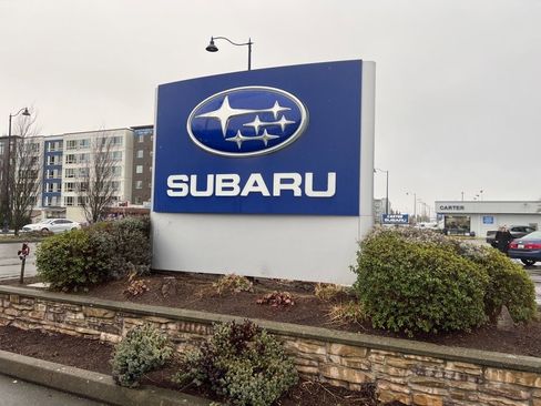 Used 2018 Toyota Camry XLE w/ Audio Package image 10