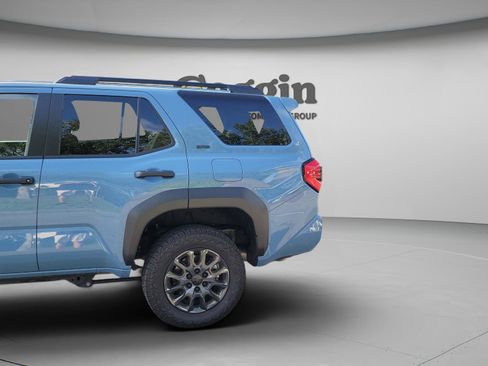 Used 2026 Toyota 4Runner SR5 RWD image 22