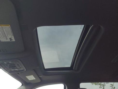 New 2024 GMC Sierra 1500 Denali w/ Technology Package image 5