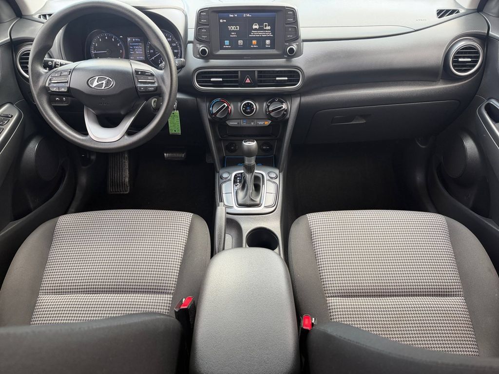 Used 2019 Hyundai Kona SE AWD/4WD image 16