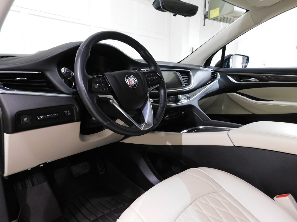 Used 2024 Buick Enclave Avenir AWD/4WD image 24