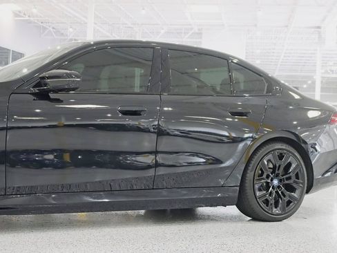 Used 2024 BMW i5 M60 w/ Premium Package AWD/4WD image 3