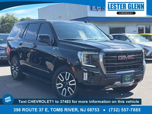 Certified 2022 GMC Yukon AT4 w/ Technology Package AWD/4WD image 1