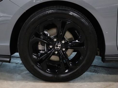 Used 2025 Honda Accord SE image 28