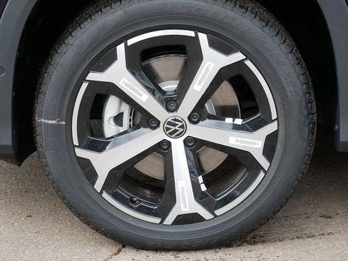 New 2026 Volkswagen Tiguan SE AWD/4WD image 5