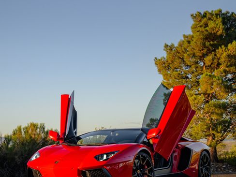 Used 2013 Lamborghini Aventador LP 700-4 image 65