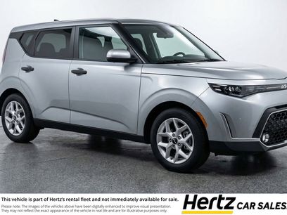 Used 2025 Kia Soul LX w/ LX Technology Package