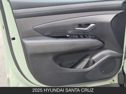 Used 2025 Hyundai Santa Cruz XRT AWD/4WD image 11