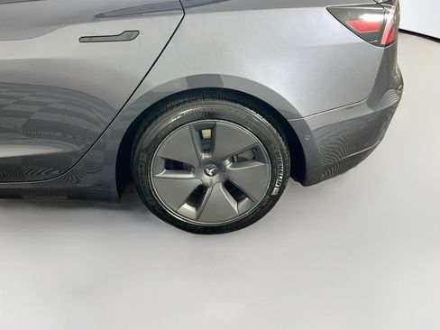 Used 2021 Tesla Model 3 Standard Range Plus RWD image 11