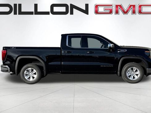 New 2026 GMC Sierra 1500 SLE w/ Preferred Package AWD/4WD image 3