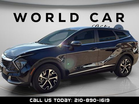 Used 2025 Kia Sportage EX image 4