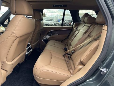 New 2025 Land Rover Range Rover SE image 13
