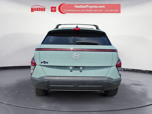 Used 2024 Hyundai Kona SEL AWD/4WD image 4