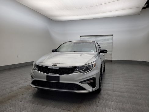 Used 2020 Kia Optima SE image 15