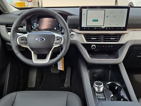New 2026 Ford Explorer Active w/ Active Comfort Package image 20