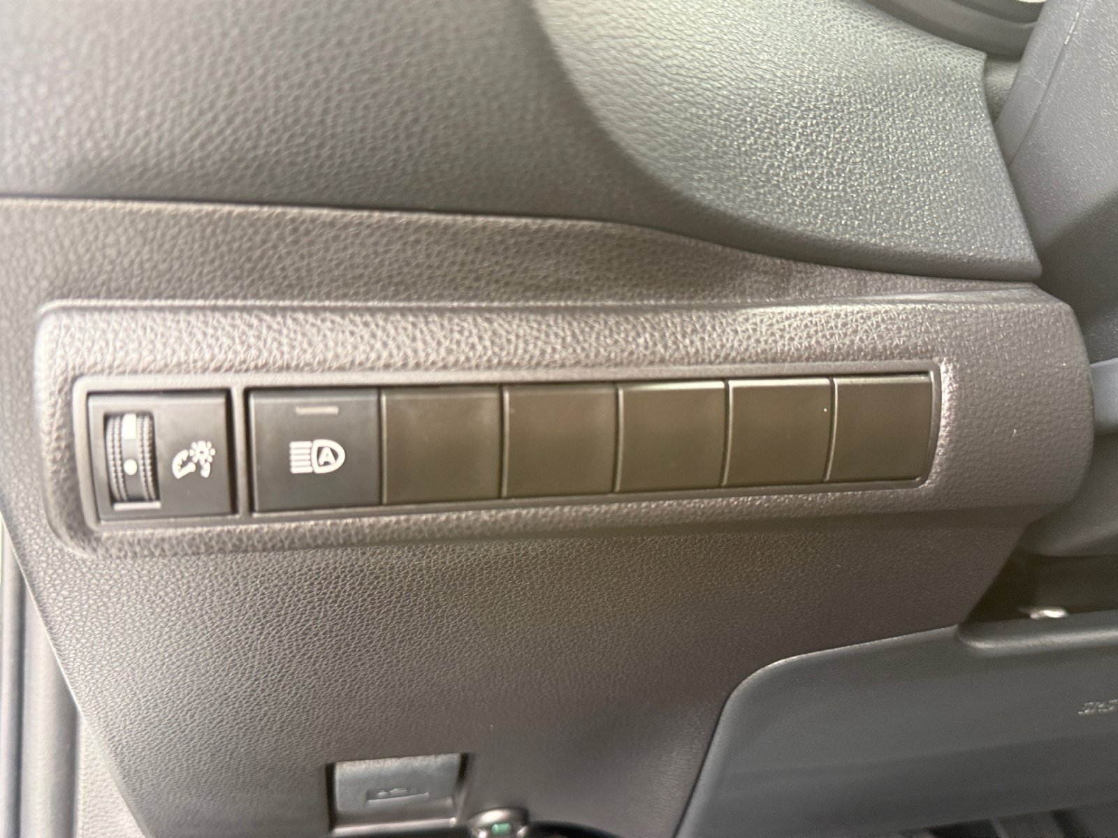 New 2027 Toyota Corolla LE FWD image 23
