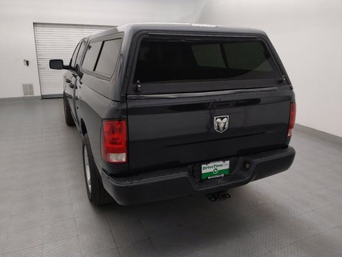 Used 2017 RAM 1500 Express RWD image 6