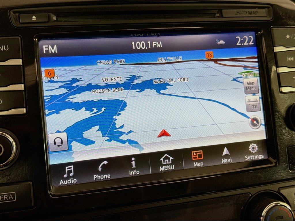 Used 2018 Nissan Maxima Platinum FWD image 13