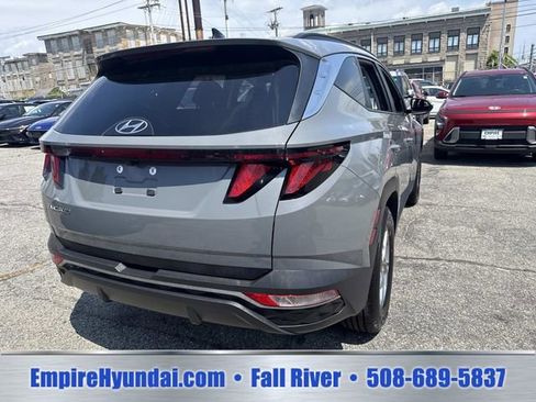Used 2024 Hyundai Tucson SEL FWD image 8