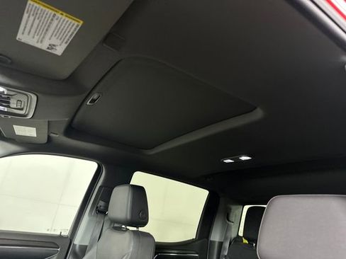 Used 2023 GMC Sierra 1500 SLT w/ SLT Convenience Package image 12