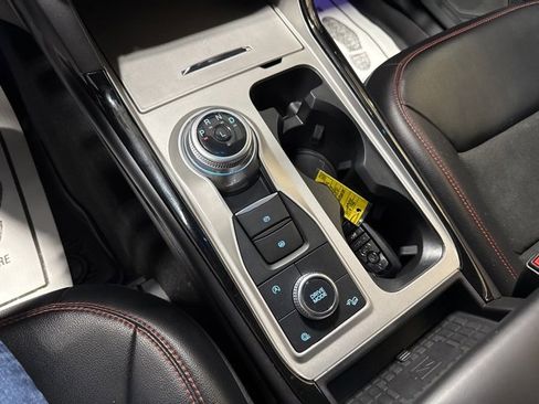 Used 2023 Ford Explorer ST-Line w/ Class IV Trailer Tow Package image 10