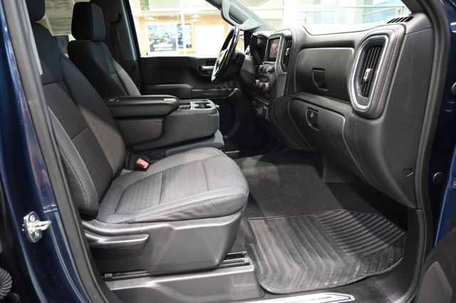 Used 2019 Chevrolet Silverado 1500 LT w/ All-Star Edition AWD/4WD image 11