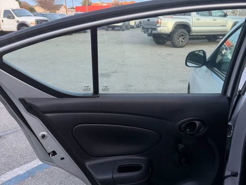 Used 2017 Nissan Versa S Plus image 15