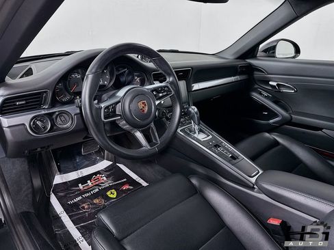 Used 2017 Porsche 911 Carrera w/ Sport Chrono Package RWD image 10