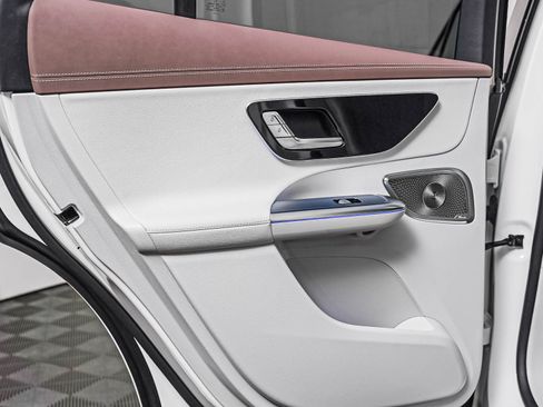 Certified 2023 Mercedes-Benz EQE 350+ 4MATIC SUV image 21