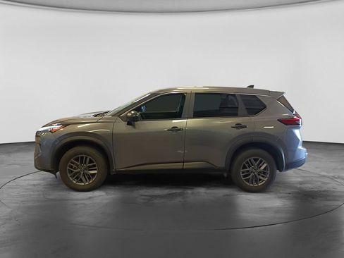 Used 2024 Nissan Rogue S AWD/4WD image 6