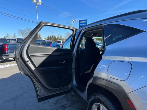 Used 2023 Hyundai Tucson SEL image 32