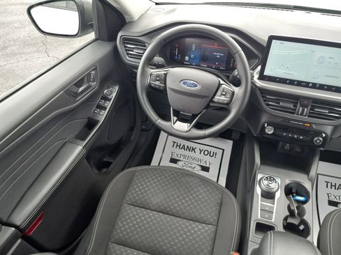 Used 2024 Ford Escape Active w/ Tech Pack #1 AWD/4WD image 16