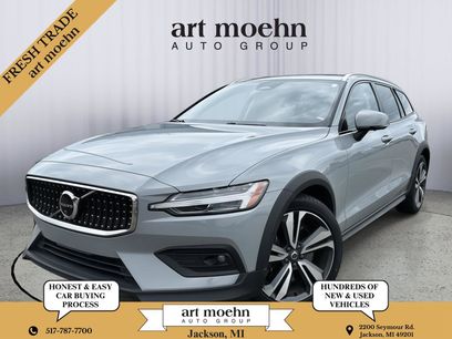 Used 2025 Volvo V60 B5 Cross Country Plus