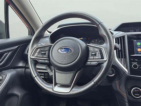 Used 2021 Subaru Crosstrek 2.0i Premium w/ Moonroof Package image 16