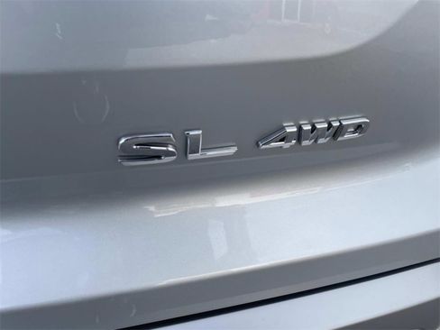 New 2025 Nissan Pathfinder SL image 21