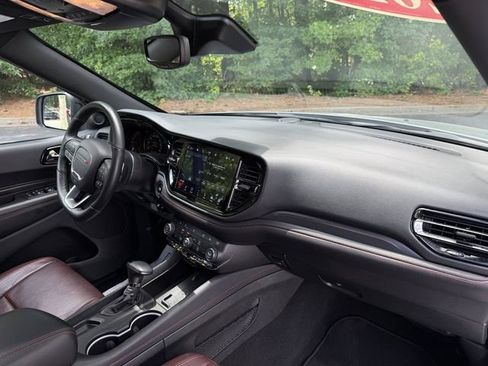 Used 2025 Dodge Durango GT AWD/4WD image 38