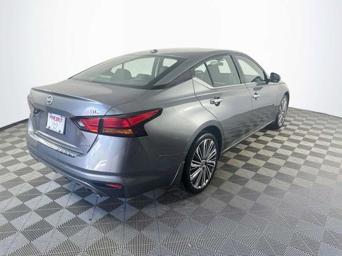 Used 2023 Nissan Altima 2.5 SL AWD/4WD image 4