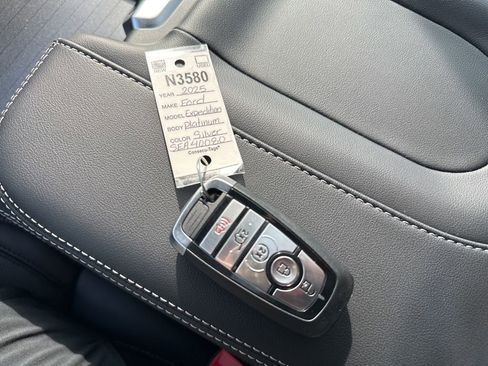 New 2025 Ford Expedition Max Platinum w/ Stealth Performance Package image 57