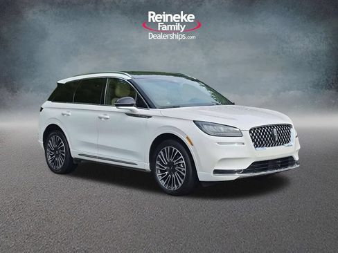 Used 2020 Lincoln Corsair Reserve w/ Appearance Package FWD image 3