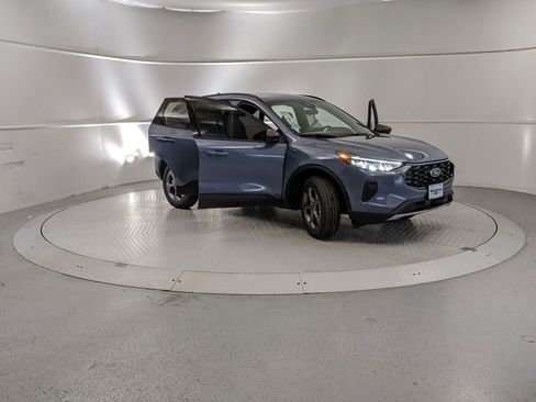 New 2026 Ford Escape ST-Line w/ Tech Pack #1 image 7