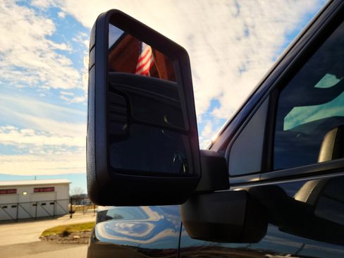 Used 2024 Chevrolet Silverado 2500 LT image 24