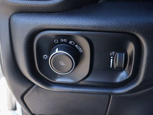 Used 2022 RAM 2500 Tradesman w/ Protection Group image 21