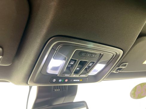 Used 2024 GMC Sierra 1500 AT4 w/ AT4 Preferred Package AWD/4WD image 14