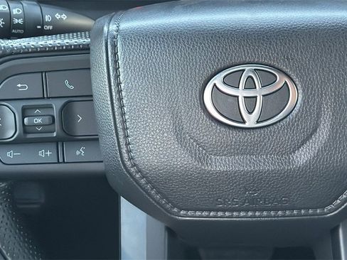 New 2025 Toyota Tacoma SR5 image 27