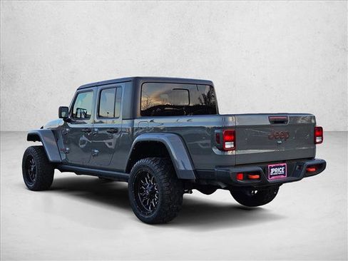 Used 2022 Jeep Gladiator Mojave w/ Cold Weather Group image 8