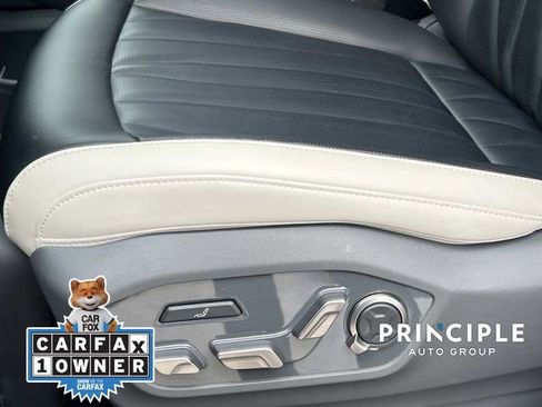 Used 2024 Kia EV9 GT-Line image 16