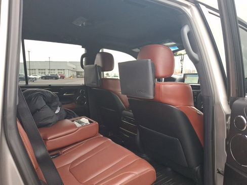 Used 2020 Lexus LX 570 4WD w/ Sport Package image 5
