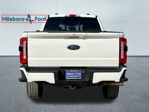 Used 2023 Ford F250 Lariat w/ Sport Appearance Package image 9