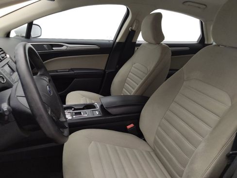 Used 2019 Ford Fusion S FWD image 17