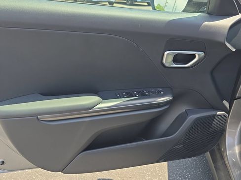 New 2026 Kia K4 FWD image 17